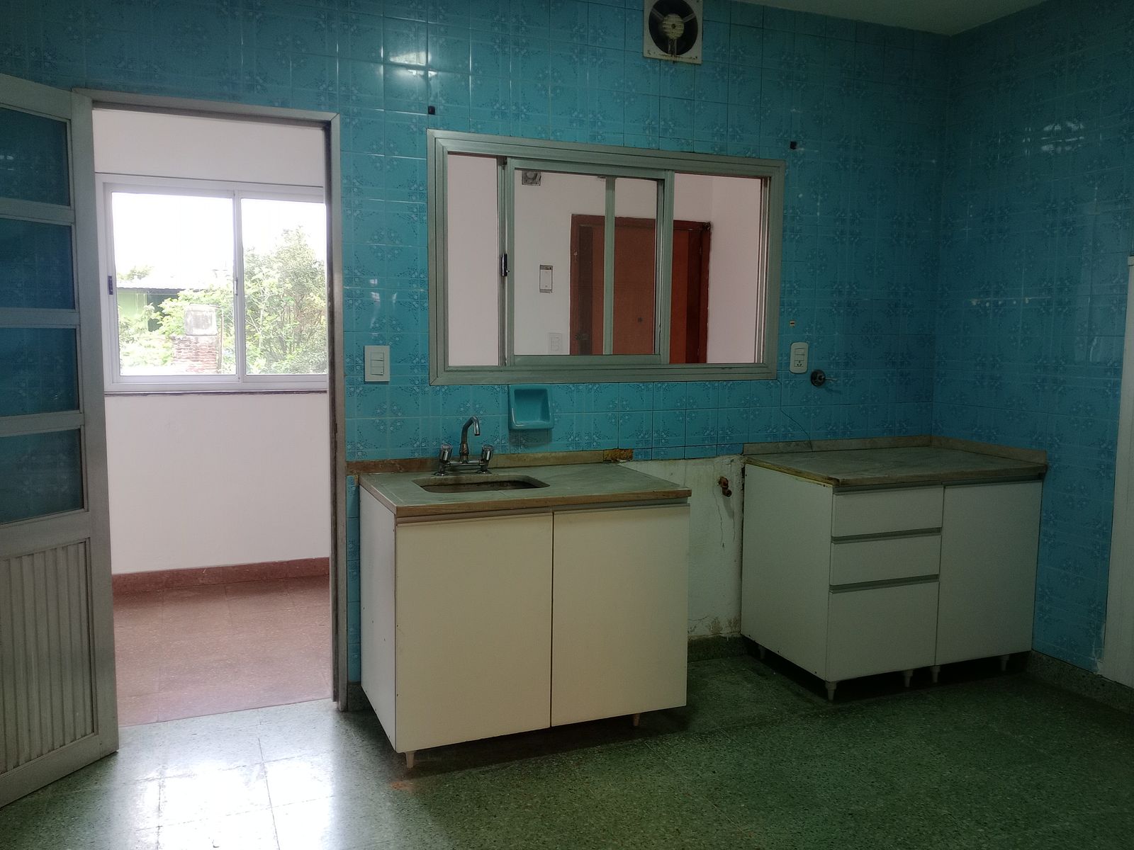 PH 3 AMB. CON COCHERA ,1 PISO X ESCALERA CON JARDIN VIRREYES. GANDOLFO AL 2800 - 29