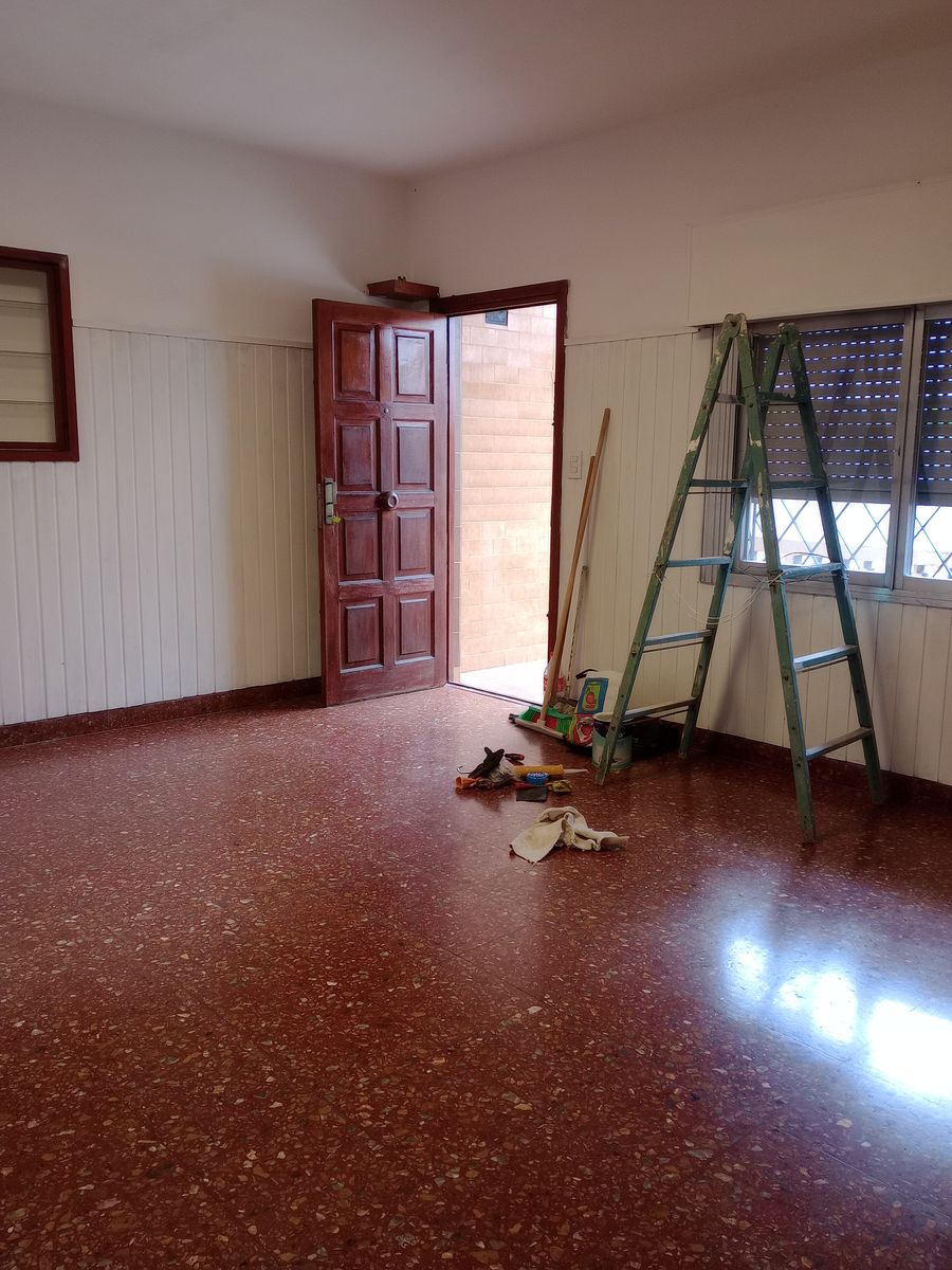PH 3 AMB. CON COCHERA ,1 PISO X ESCALERA CON JARDIN VIRREYES. GANDOLFO AL 2800 - 36
