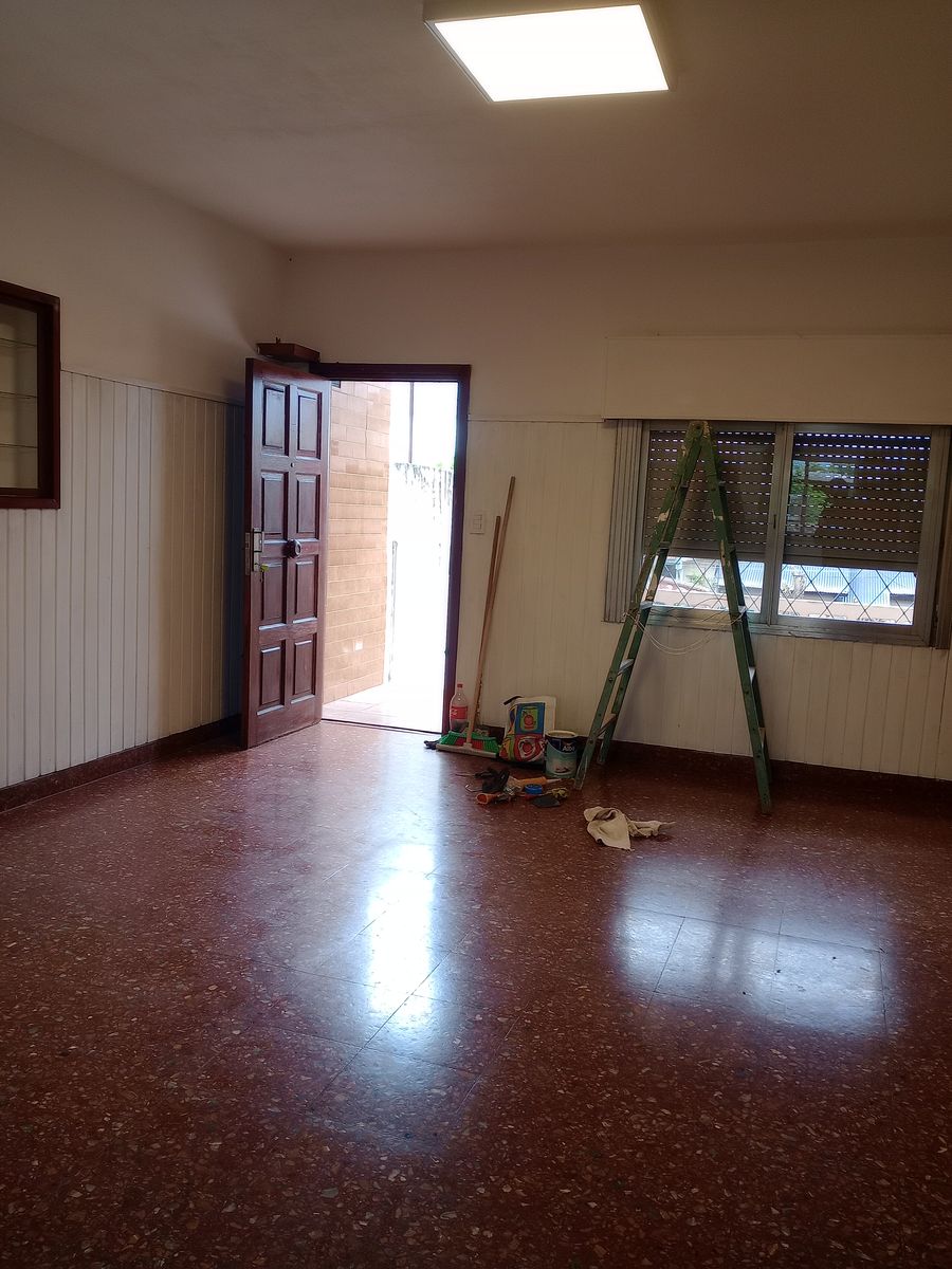 PH 3 AMB. CON COCHERA ,1 PISO X ESCALERA CON JARDIN VIRREYES. GANDOLFO AL 2800 - 38