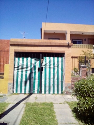 PH 3 AMB. CON COCHERA ,1 PISO X ESCALERA CON JARDIN VIRREYES. GANDOLFO AL 2800 — foto 4