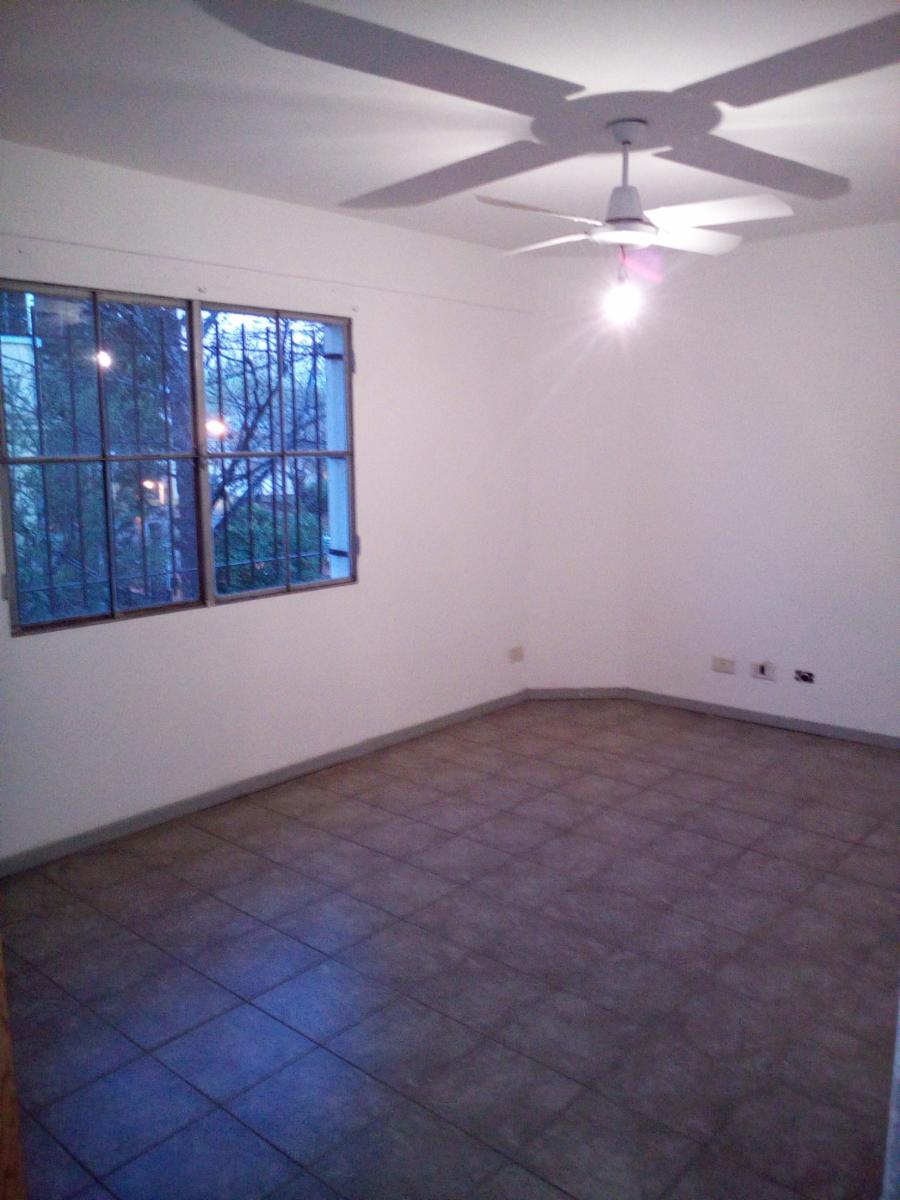 DEPTO 2 AMB. EN TIGRE CON COCHERA , COMPLEJO CON PISCINA - 11