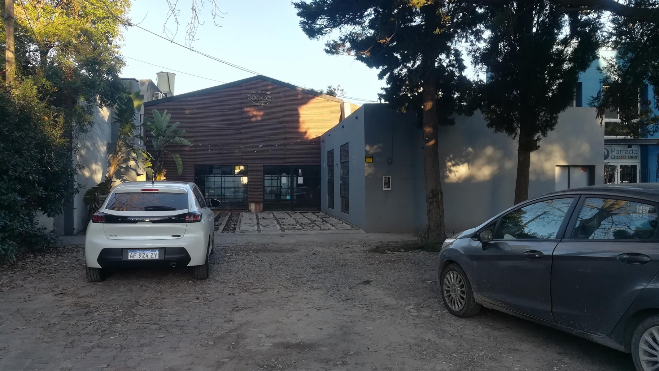 EXCELENTE LOCAL EN VENTA DE 433 MTS, EN EL BAJO DE SAN ISIDRO , CUB: 314 MTS, FRENTE: 15.60 X 31MTS — foto 11