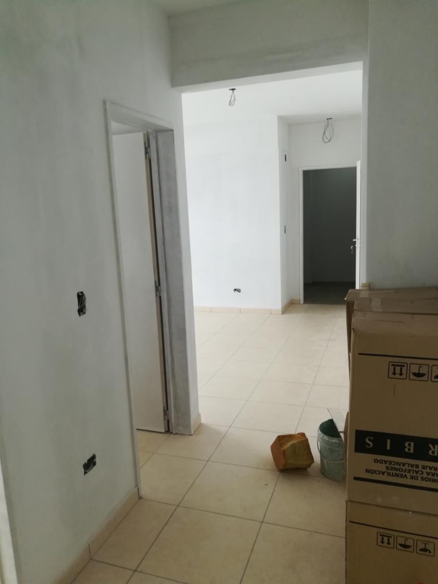 DEPARTAMENTO A 2 AMB. SAN FERNANDO LAVALLE 681 - 4