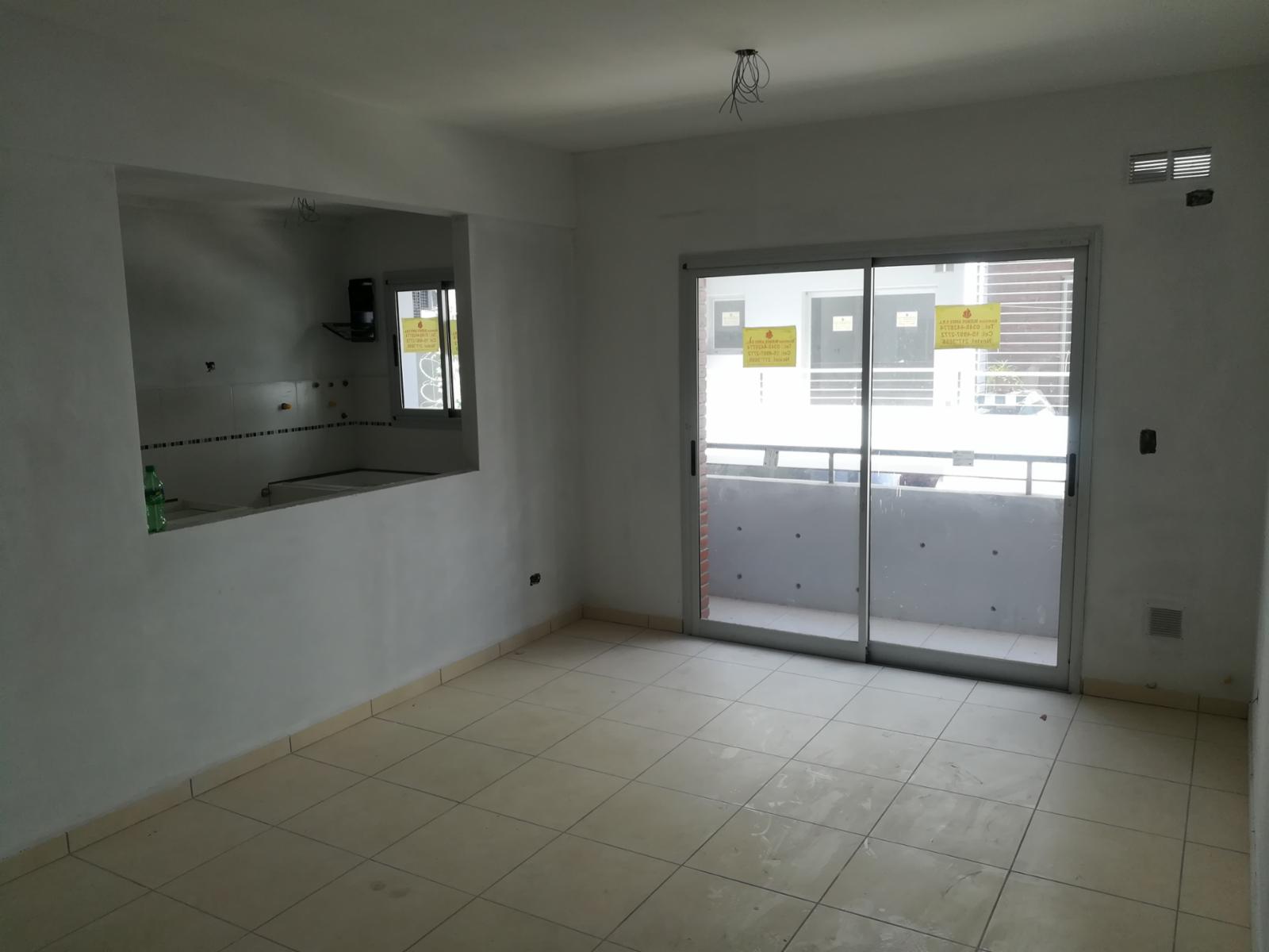 DEPARTAMENTO A 2 AMB. SAN FERNANDO LAVALLE 681 - 7