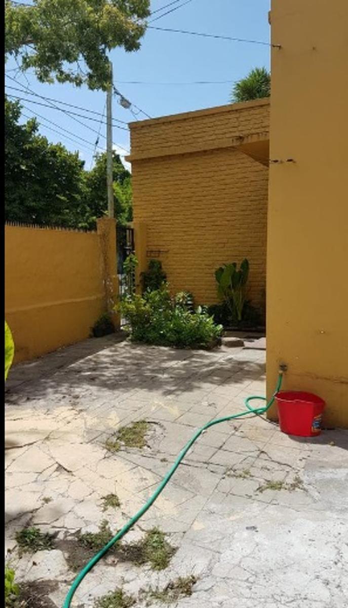 CASA ENESQUINA 3/4 AMB CON COCHERA LINIERS 1800 TIGRE - 3