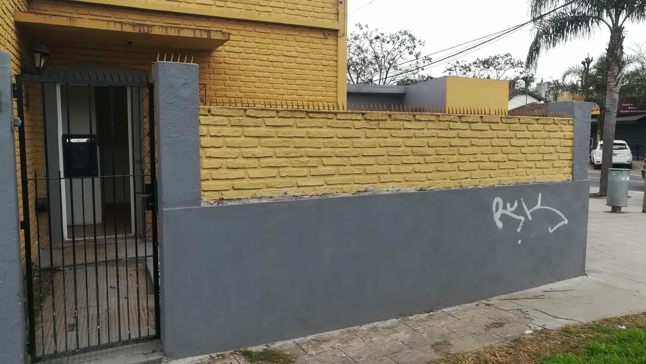 CASA ENESQUINA 3/4 AMB CON COCHERA LINIERS 1800 TIGRE - 27