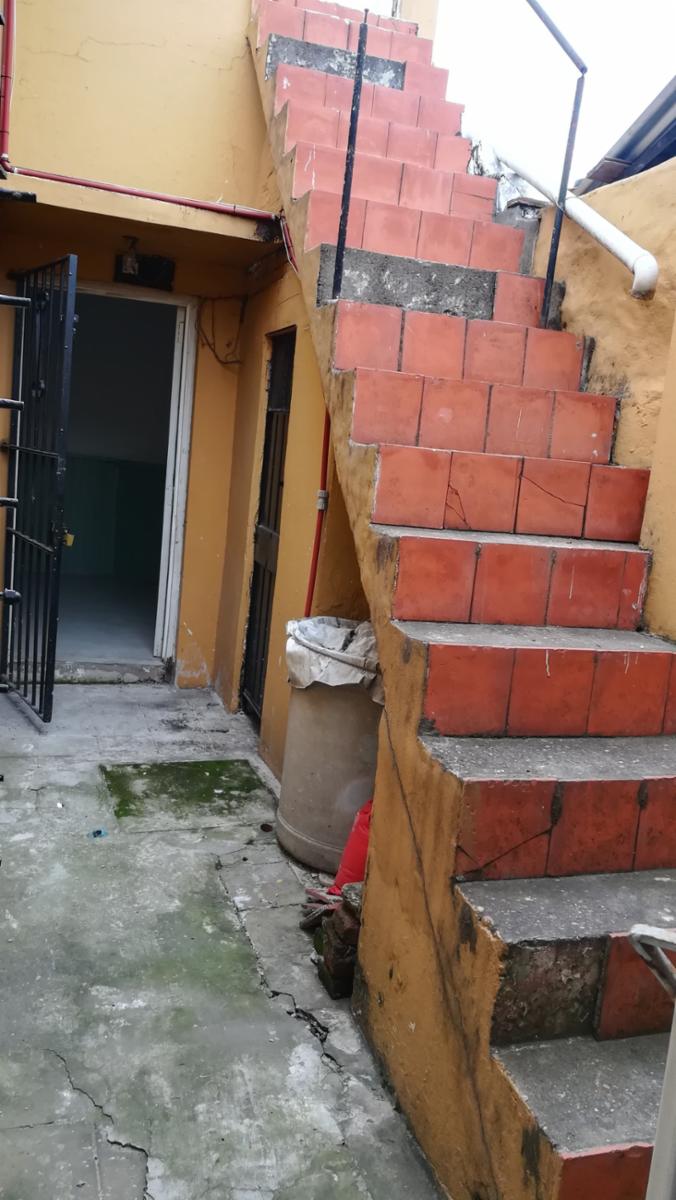 CASA ENESQUINA 3/4 AMB CON COCHERA LINIERS 1800 TIGRE - 31