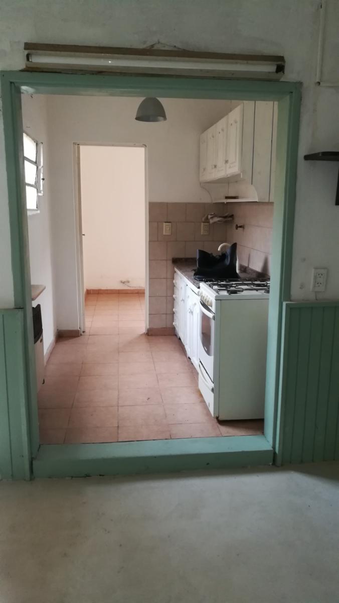 CASA ENESQUINA 3/4 AMB CON COCHERA LINIERS 1800 TIGRE - 34