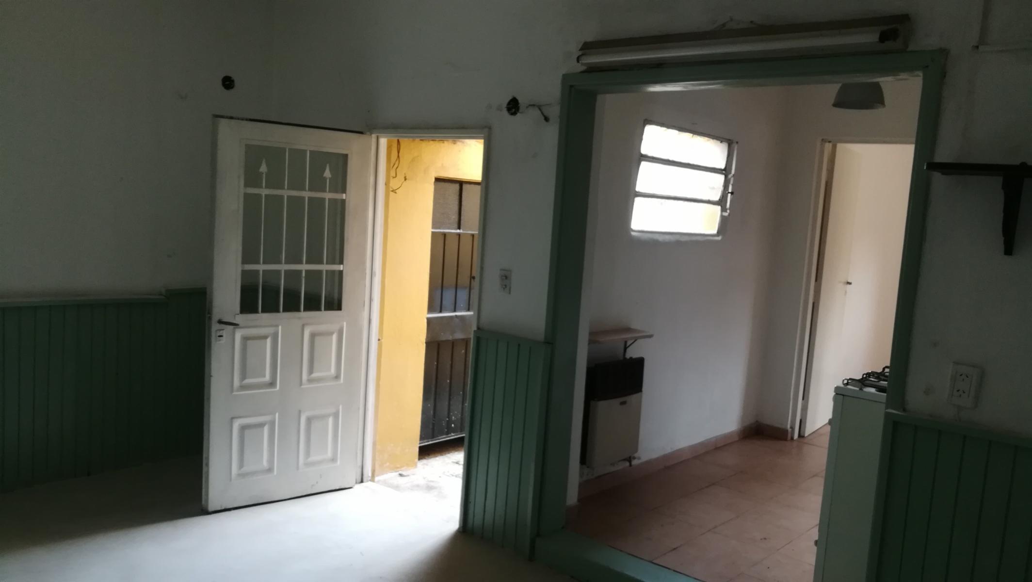 CASA ENESQUINA 3/4 AMB CON COCHERA LINIERS 1800 TIGRE - 37