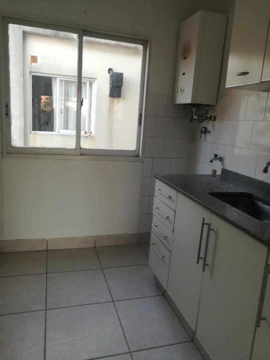 DEPTO 2 AMB. EN SAN FERNANDO PTE. PERON 700 - 8