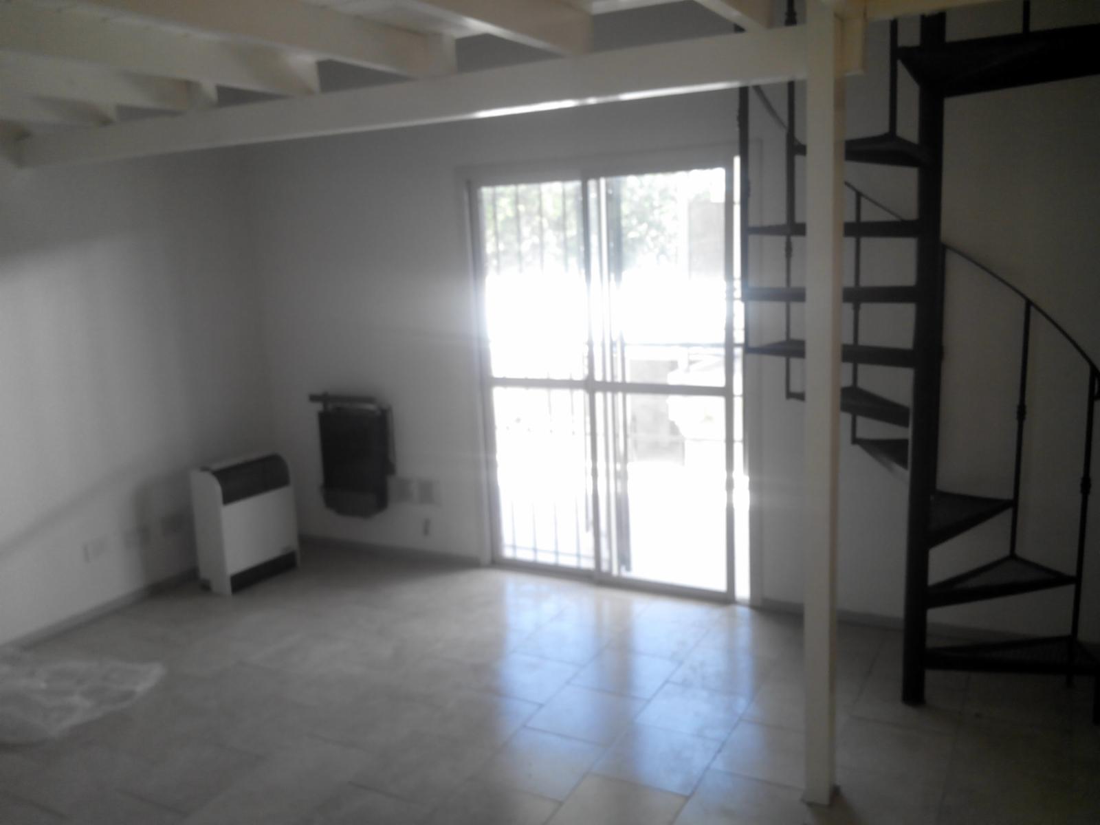 DEPTO 2 AMB.TIPO LOFT CON COCHERA , COMPLEJO CON PISICINA 2 PISO POR ESCALERA.SIN EXPENSAS NI ABL - 7