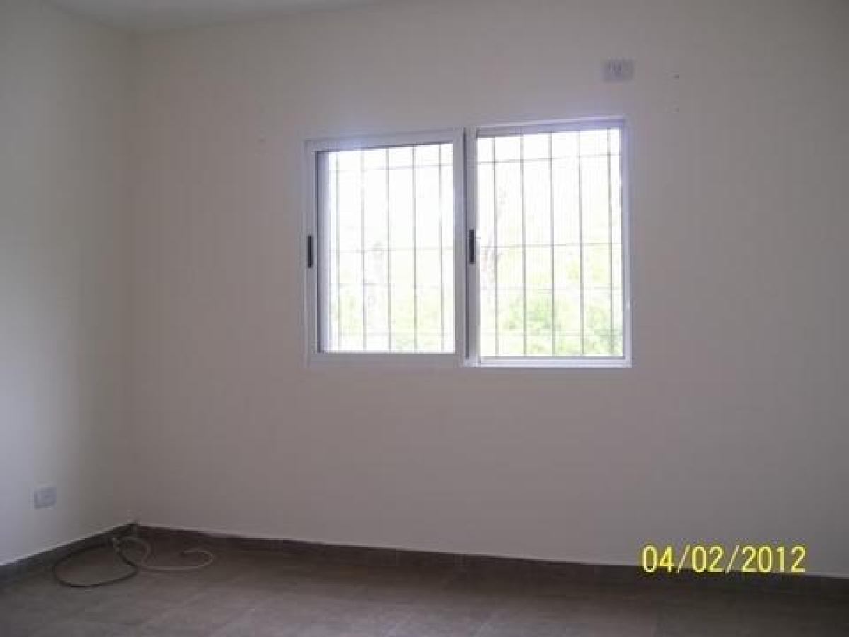 DUPLEX 3 AMB. CON COCHERA.COMPLEJO CON PISCINA Y PARRILLA TIGRE. SALDIAS 1027