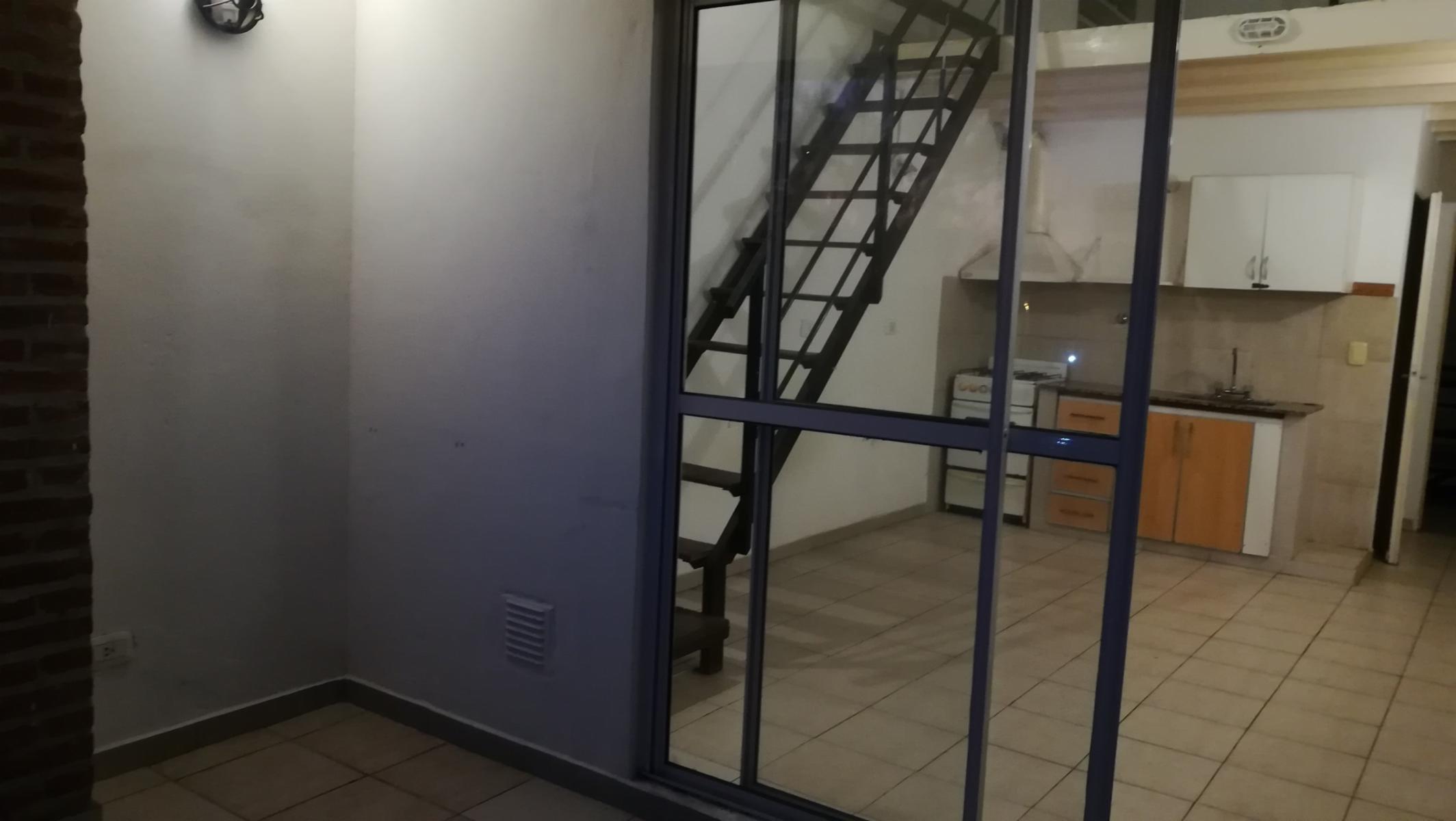 DEPTO 2 AMB.CON COCHERA TIPO LOFT. AMPLIO SIN EXPENSAS. PISCINA Y PARRILLA EN COMUN TIGRE. - 12