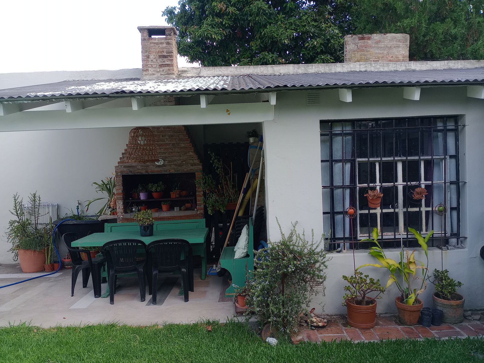 CASA DE 5 AMBIENTES CON QUINCHO Y PILETA Y LOCAL AL FRENTE . BECCAR SAN ISIDRO , BRASIL 700 — foto 4