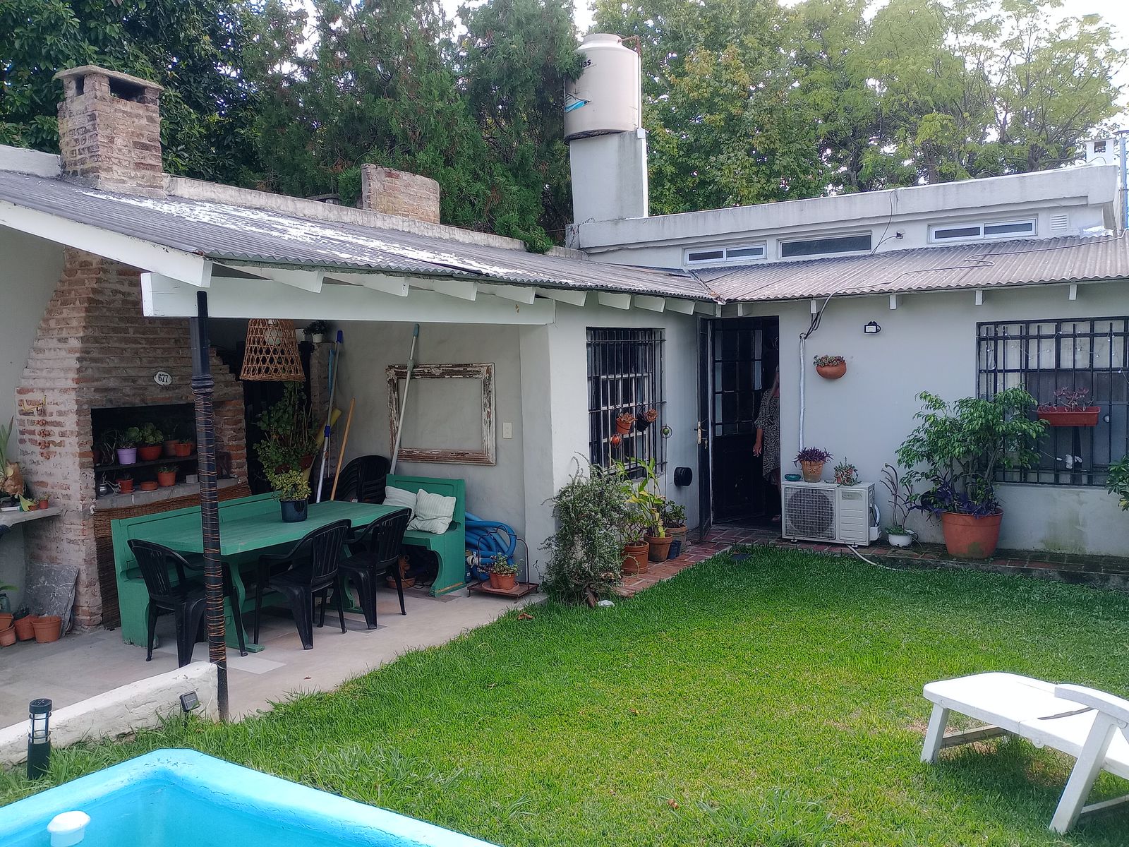 CASA DE 5 AMBIENTES CON QUINCHO Y PILETA Y LOCAL AL FRENTE . BECCAR SAN ISIDRO , BRASIL 700 — foto 8