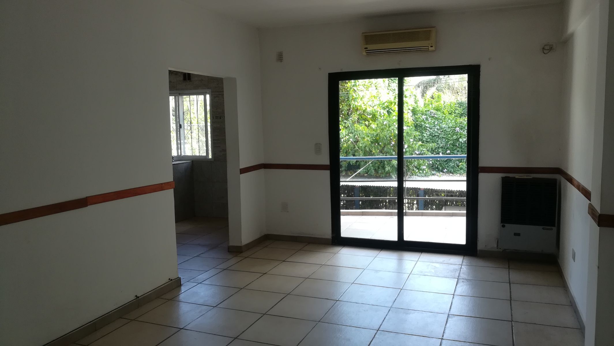 DEPARTAMENTO 3 AMB. CON COCHERA SIN EXPENSAS COMPLEJO CON PISCINA Y PARRILLAS - 2