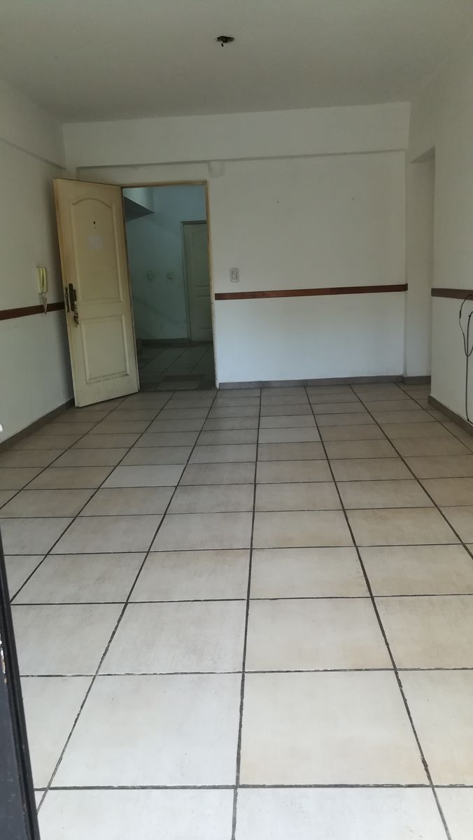 DEPARTAMENTO 3 AMB. CON COCHERA SIN EXPENSAS COMPLEJO CON PISCINA Y PARRILLAS - 9