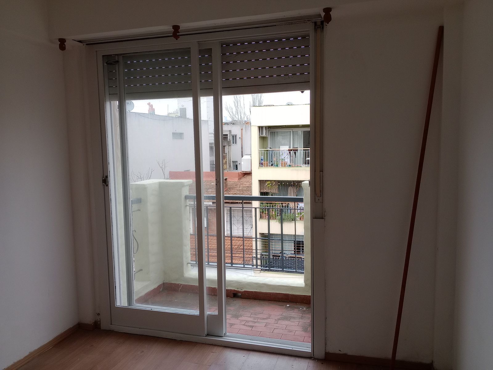 DEPARTAMENTO 2 AMB. CON COCHERA. SAN ISIDRO . - 6