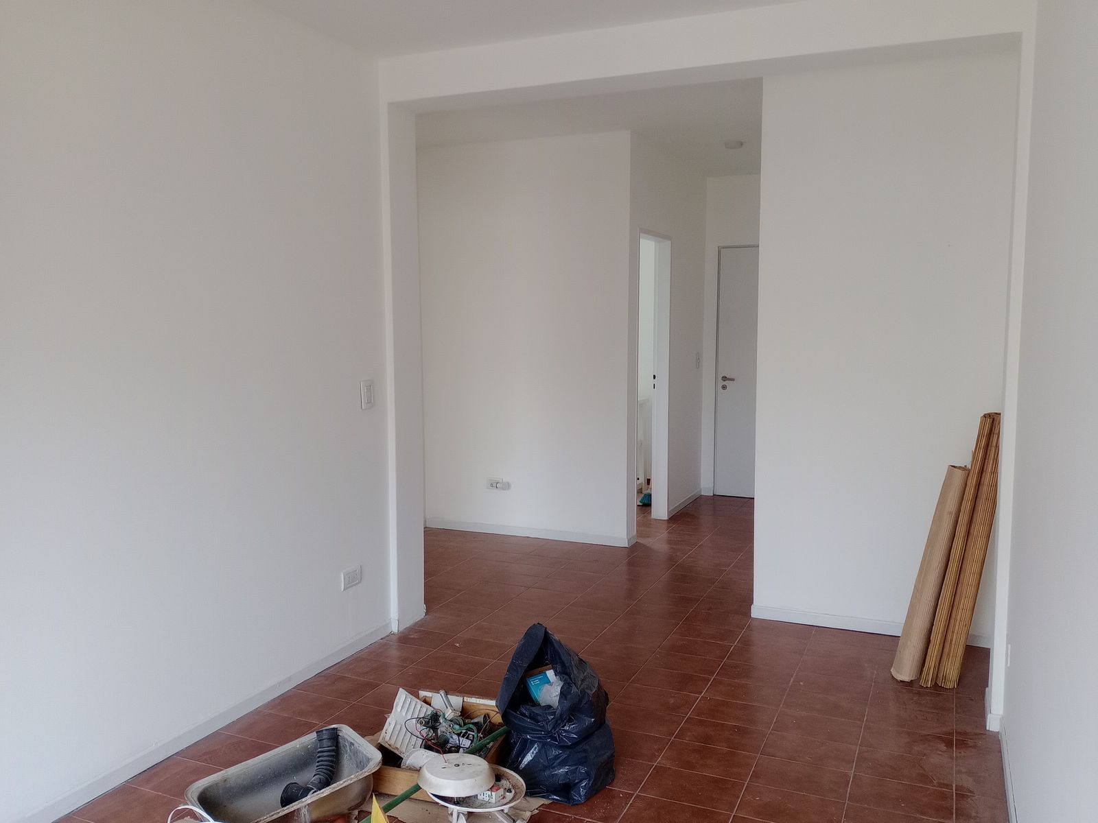 DEPARTAMENTO 2 AMB. CON COCHERA. SAN ISIDRO . - 9