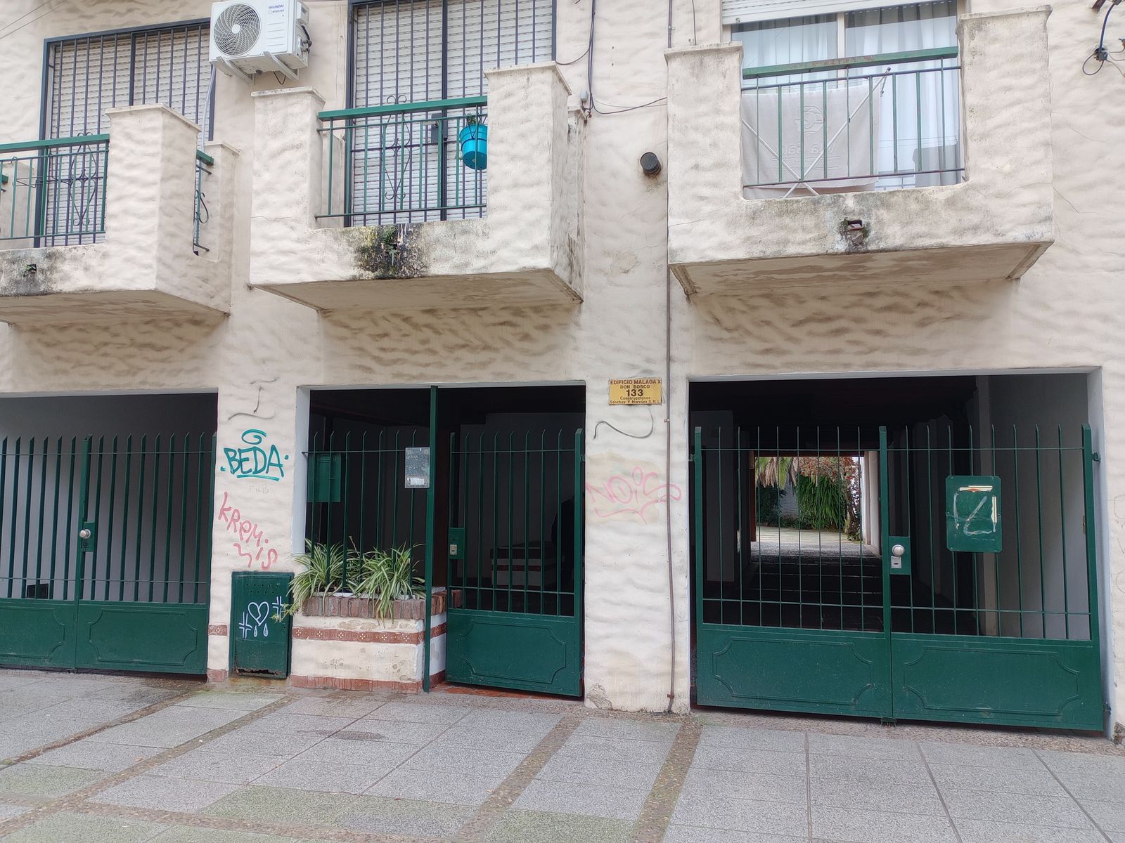 DEPARTAMENTO 2 AMB. CON COCHERA. SAN ISIDRO . - 25