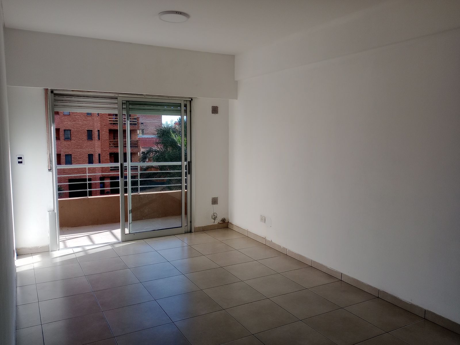 EXCELENTE DEPARTAMENTO DE 3 AMB CENTRO DE SAN FERNANDO