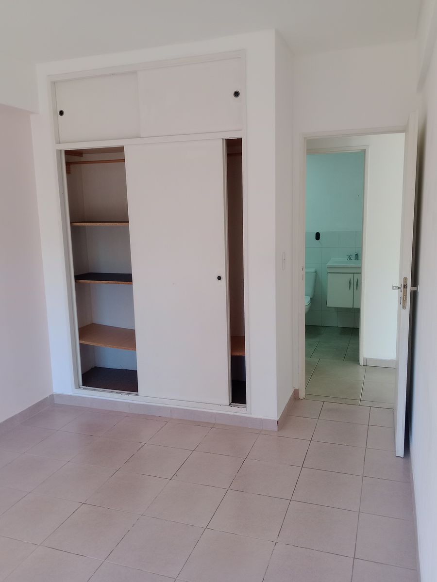 EXCELENTE DEPARTAMENTO DE 3 AMB CON COCHERA CENTRO DE SAN FERNANDO — foto 8