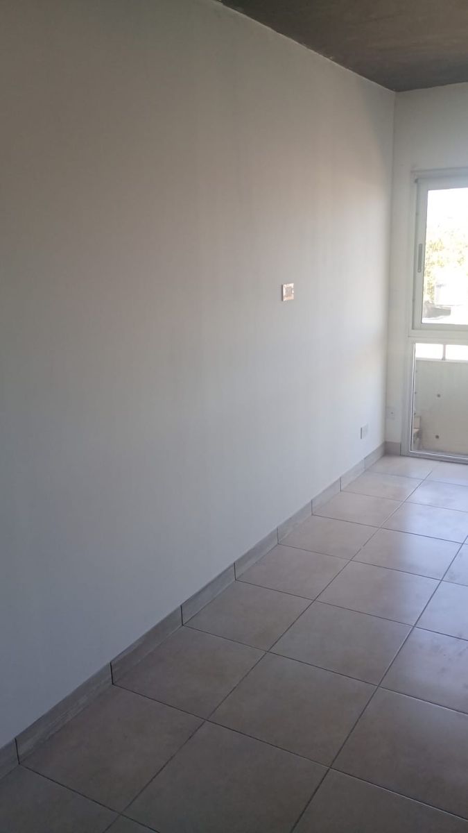 DEPTO 2 AMBIENTES CON BALCON SAN FERNANDO . BELGRANO 547 - 8