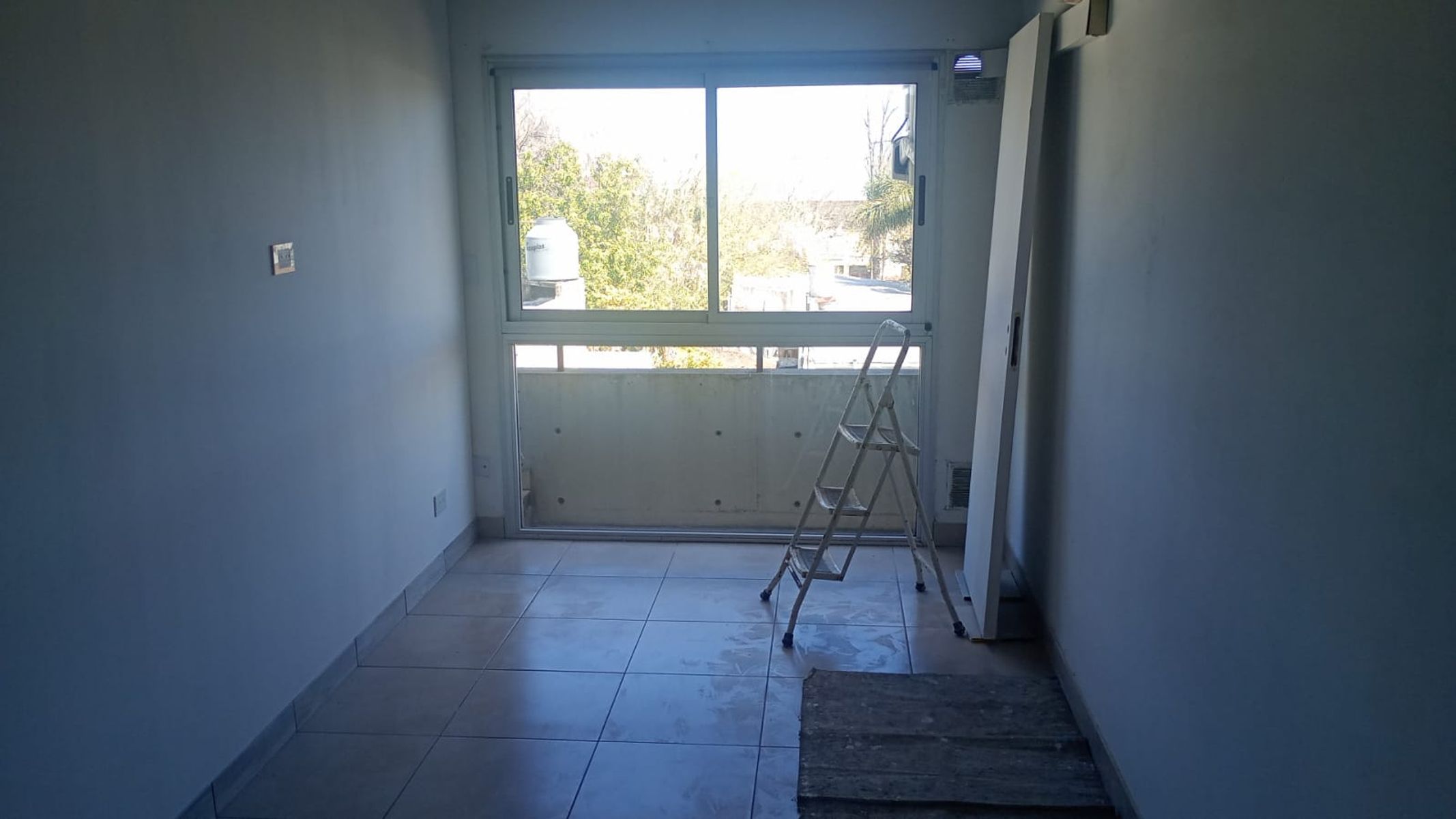 DEPTO 2 AMBIENTES CON BALCON SAN FERNANDO . BELGRANO 547 - 14