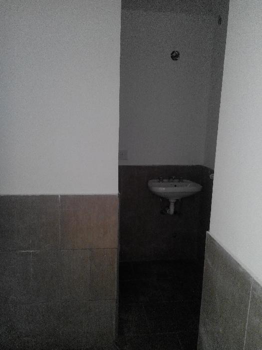 Departamento 3 AMB CON PATIO Y cochera. tigre. tacuari 255. todo incluido( no abona expensas. abl agua ) - 10