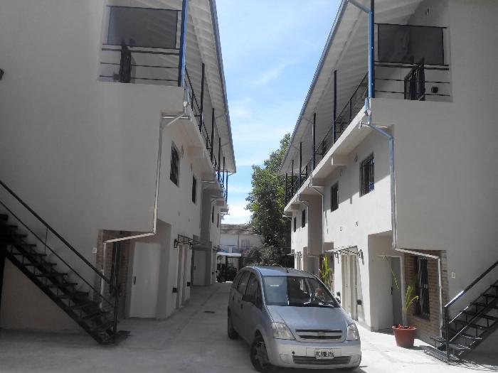 DEPARTAMENTO 2 AMB. 1 PISO. EN COMPLEJO CON PISCINA ,SIN EXPENSAS. NIABL TACUARI 255 , TIGRE - 9