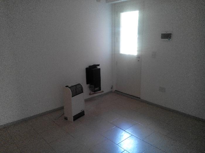 DEPARTAMENTO 2 AMB. 1 PISO. EN COMPLEJO CON PISCINA ,SIN EXPENSAS. NIABL TACUARI 255 , TIGRE - 12