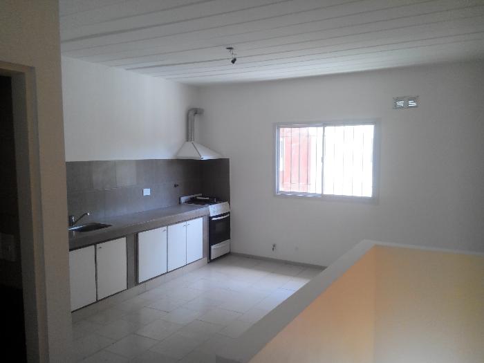 DEPARTAMENTO 2 AMB. 1 PISO. EN COMPLEJO CON PISCINA ,SIN EXPENSAS. NIABL TACUARI 255 , TIGRE - 27