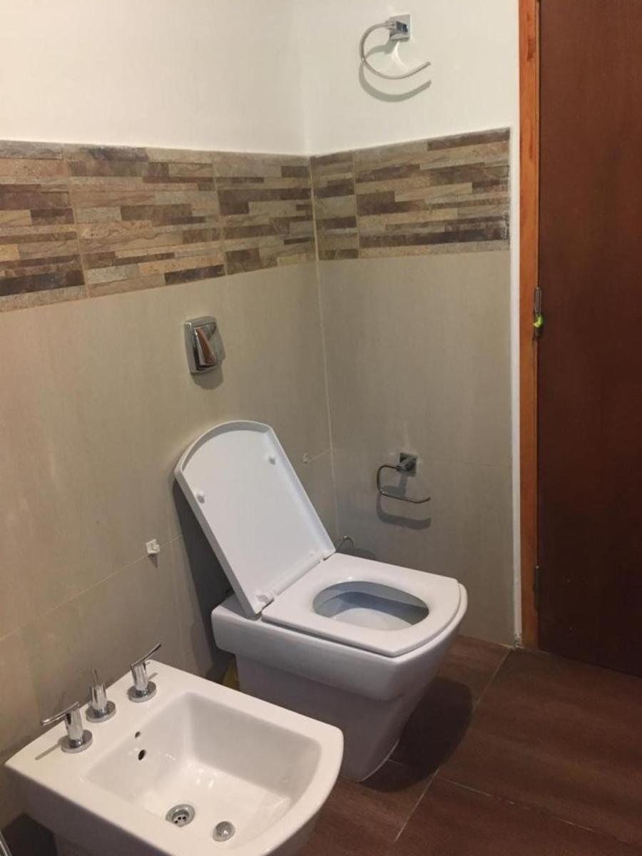 Venta de casa en Keoken BARRIO CERRADO camino a Tanti — foto 4