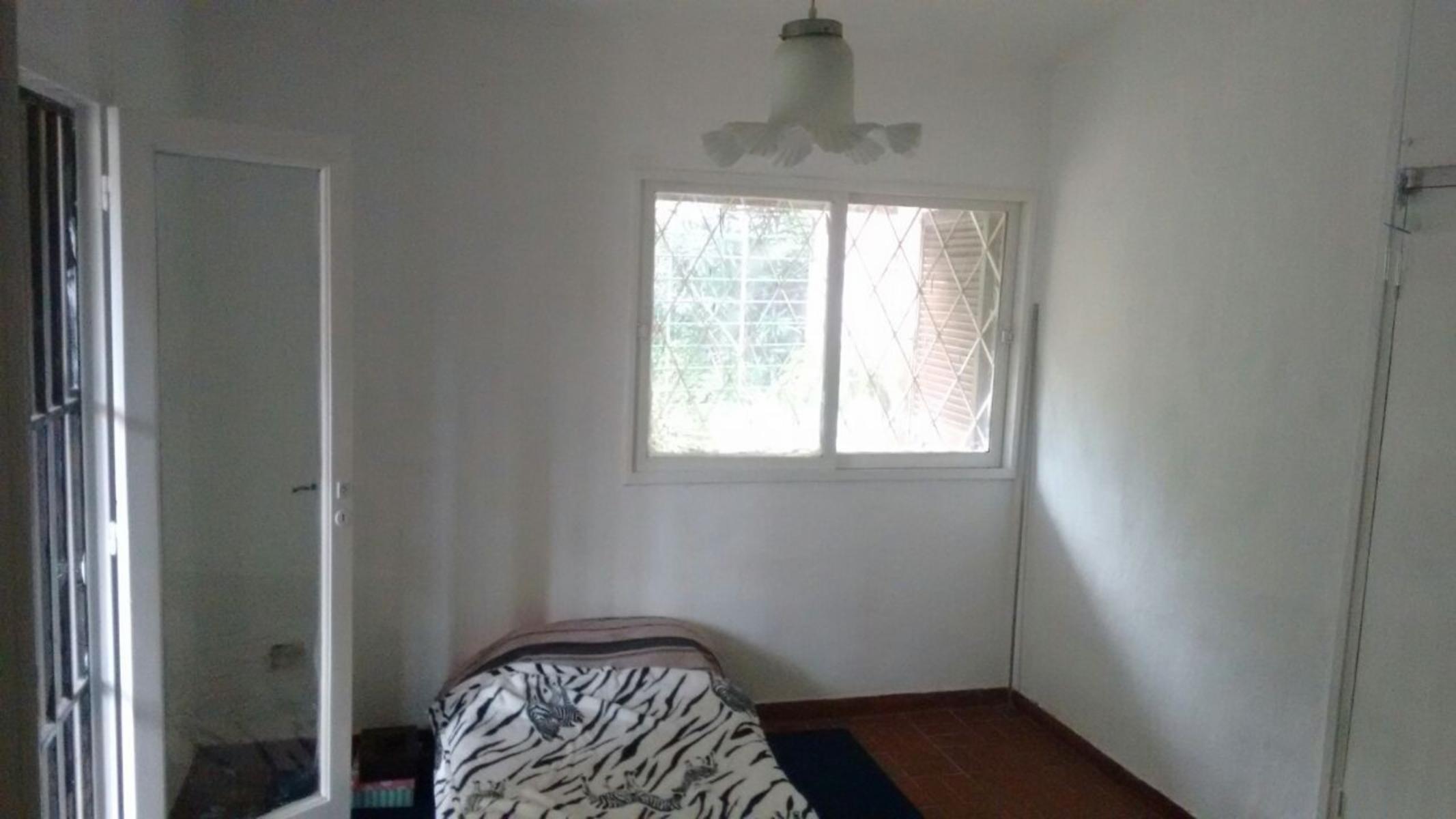 Se vende casa en Barrio Santa Rita — foto 2