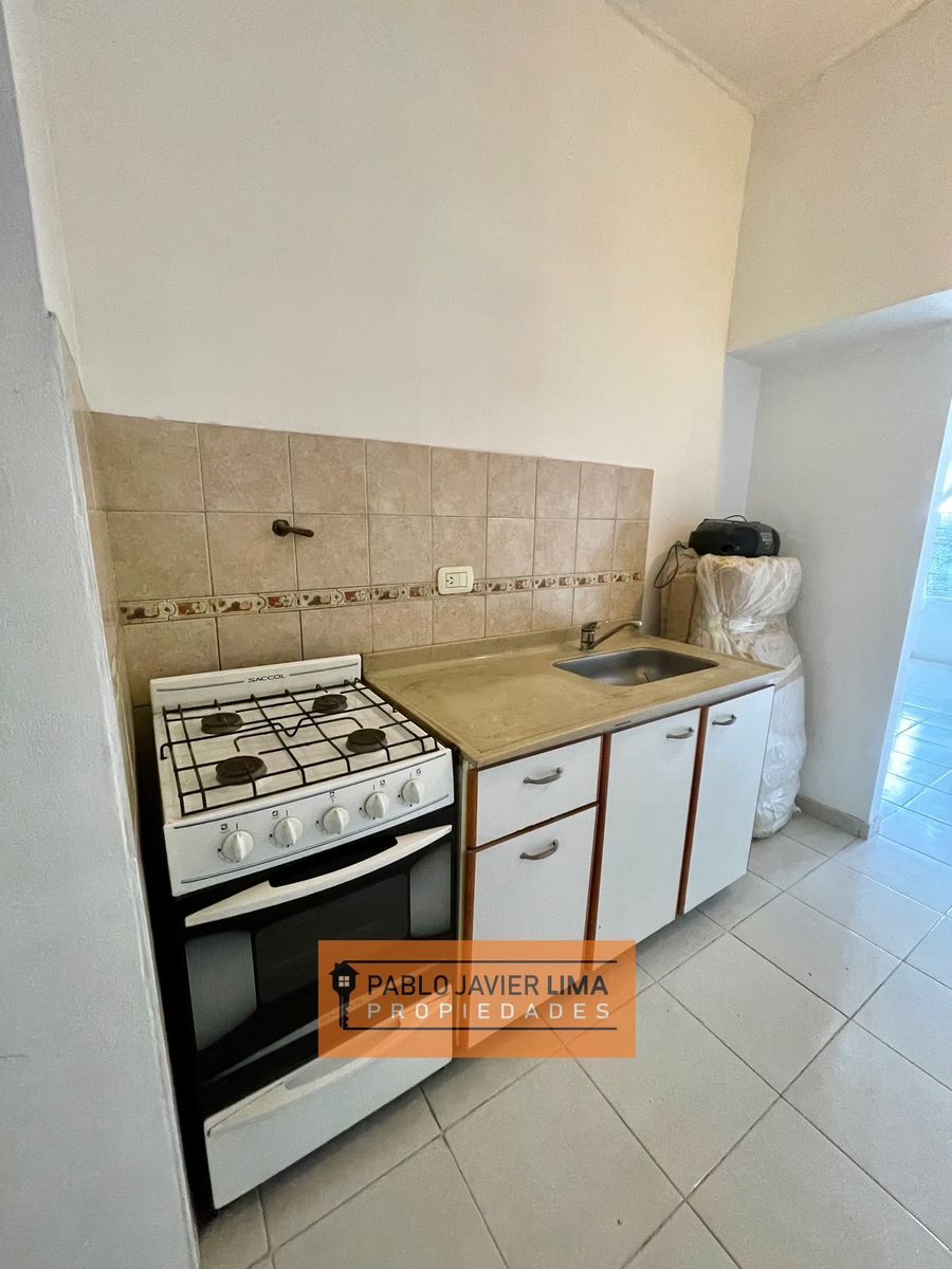 DEPARTAMENTO TIPO CASA 2 AMB AL FRENTE EN CASEROS. TRES DE FEBRERO — foto 6