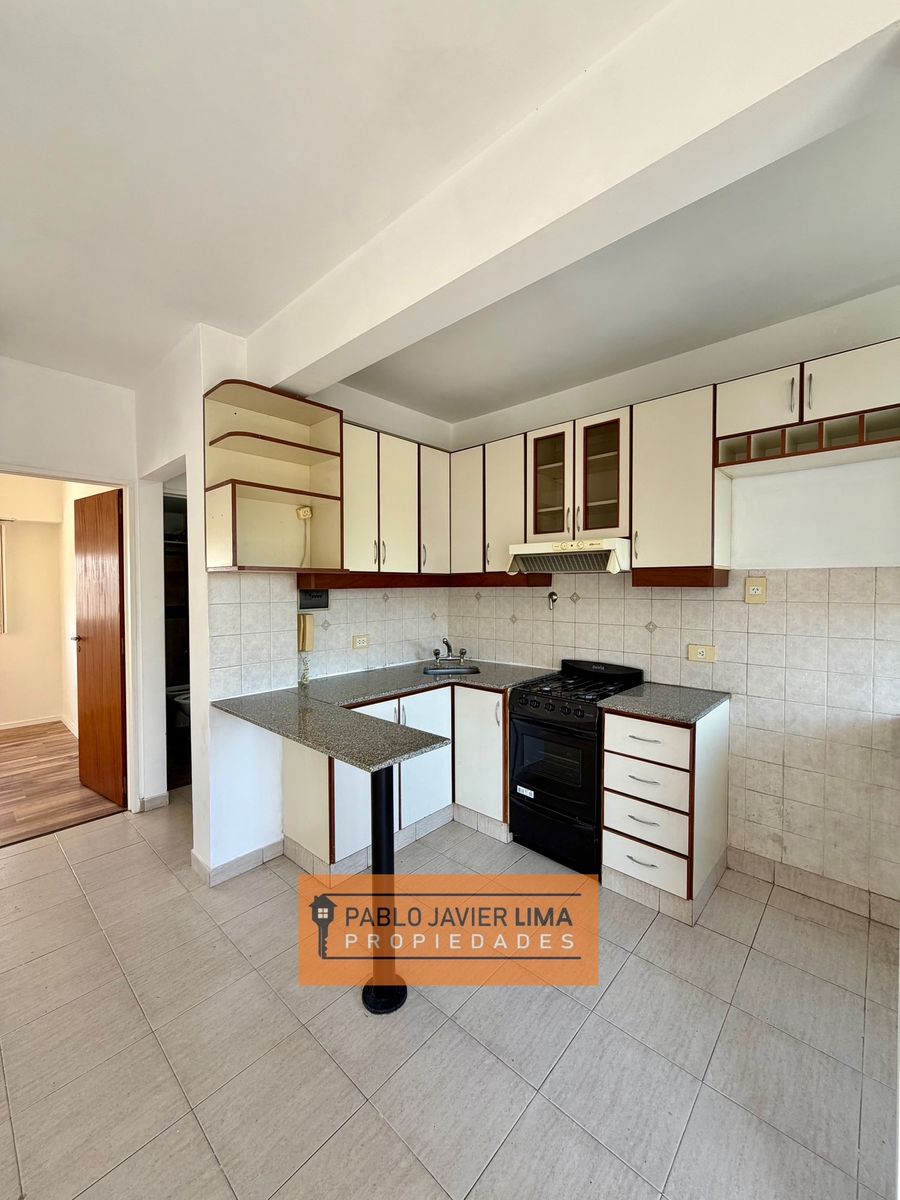 DEPARTAMENTO 2 AMB - COCHERA - CASEROS NORTE - TRES DE FEBRERO - 6