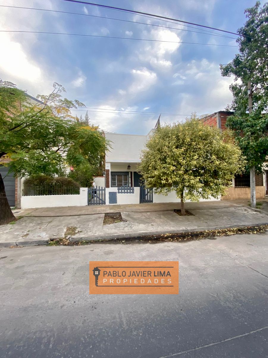 CASA 2 AMB - CASEROS - TRES DE FEBRERO - 1