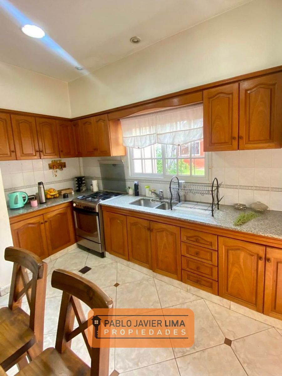 CASA 4 AMB - COCHERA - EL PALOMAR - MORON - 13