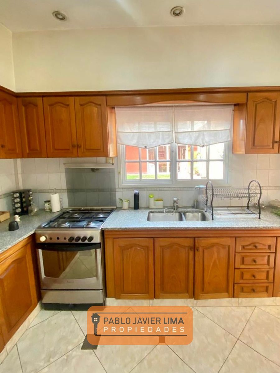 CASA 4 AMB - COCHERA - EL PALOMAR - MORON - 15