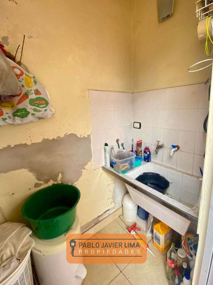 CASA 4 AMB - COCHERA - EL PALOMAR - MORON - 22
