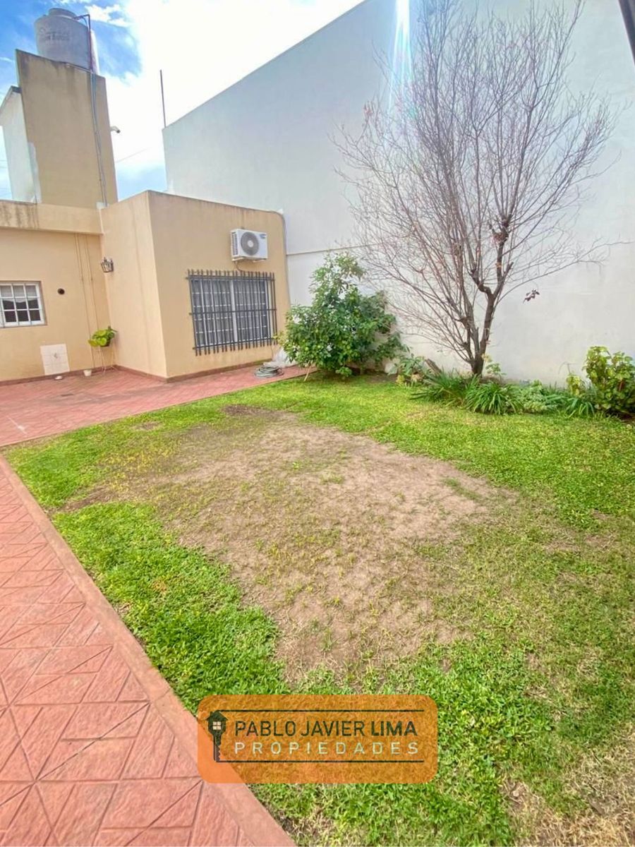 CASA 4 AMB - COCHERA - EL PALOMAR - MORON - 24