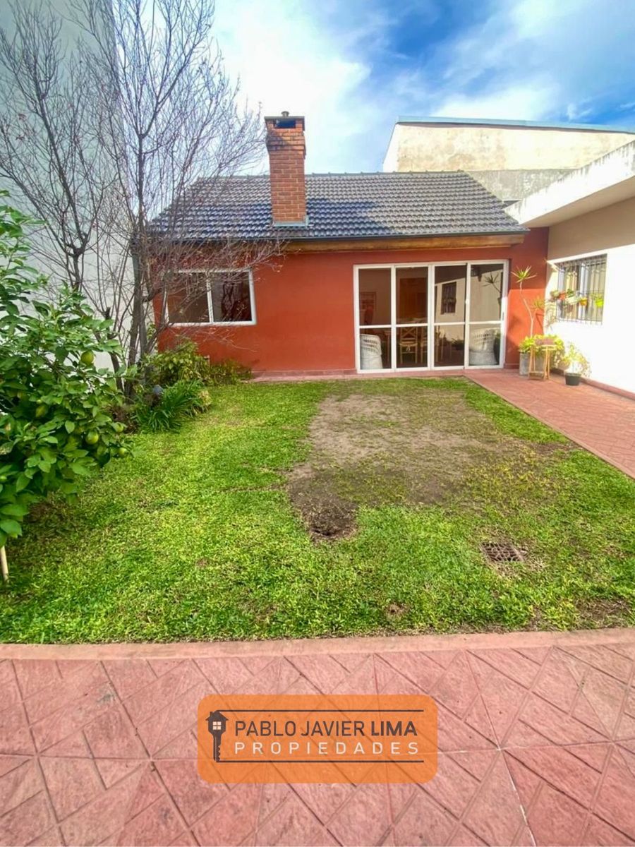 CASA 4 AMB - COCHERA - EL PALOMAR - MORON - 25