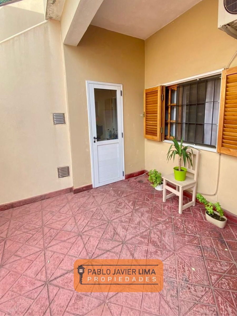 CASA 4 AMB - COCHERA - EL PALOMAR - MORON - 26