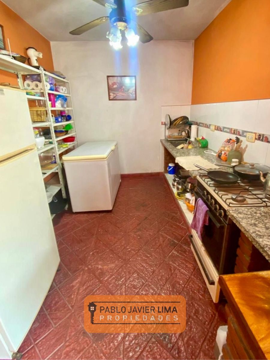 CASA 4 AMB - COCHERA - EL PALOMAR - MORON - 31
