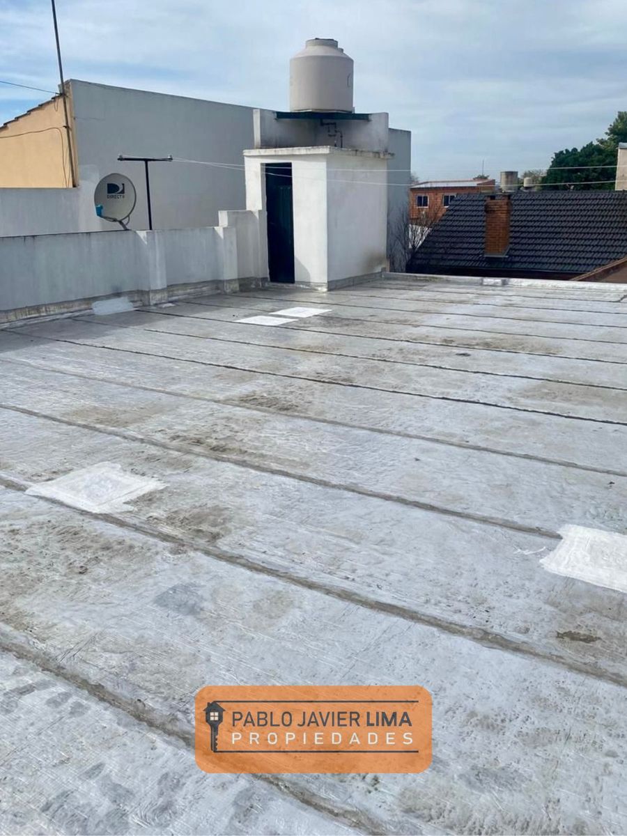 CASA 4 AMB - COCHERA - EL PALOMAR - MORON - 40
