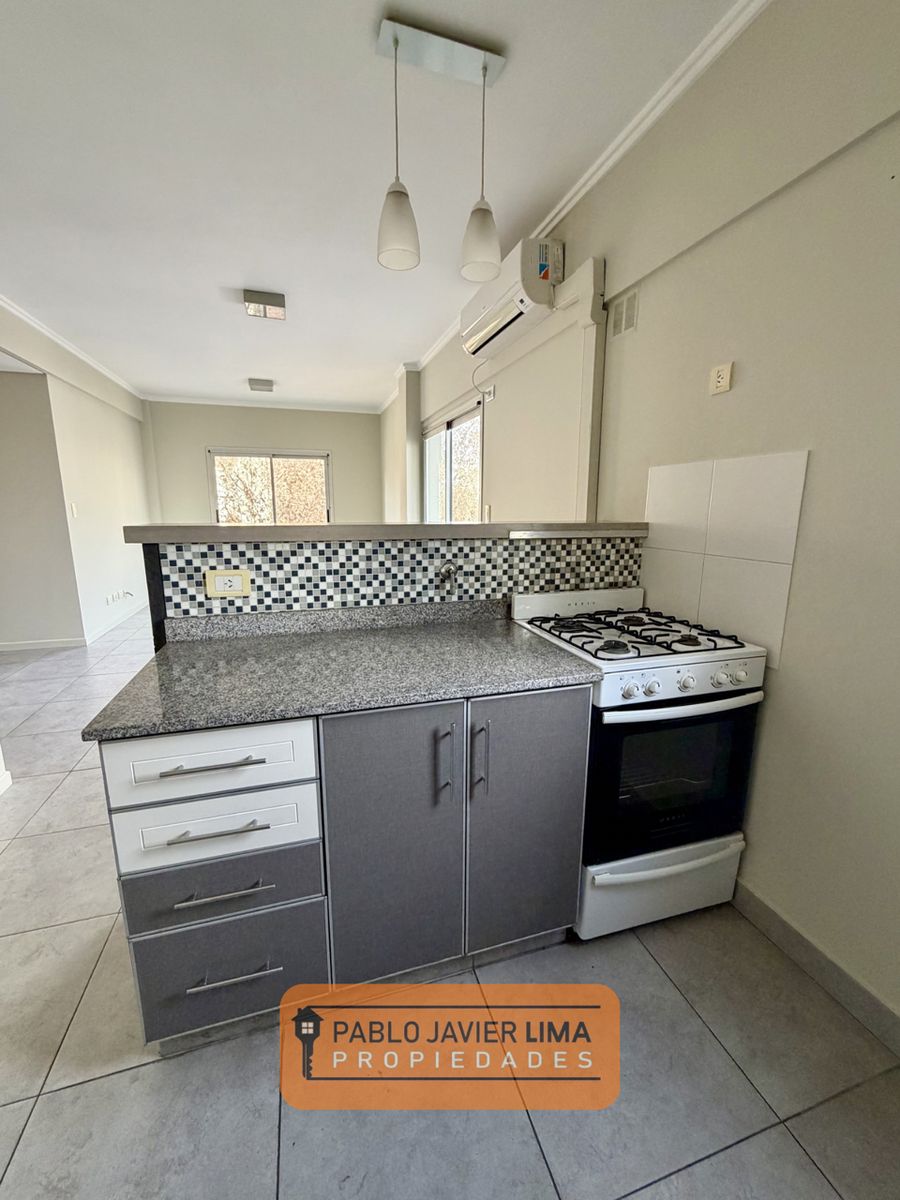 DEPARTAMENTO 2 AMB - COCHERA CUBIERTA - CASEROS - TRES DE FEBRERO - 8