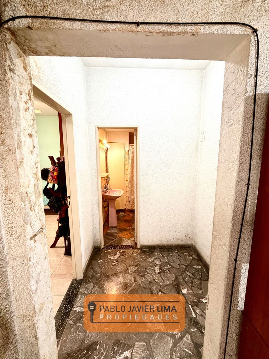 CASA 3 AMB - COCHERA - CASEROS - TRES DE FEBRERO - 6