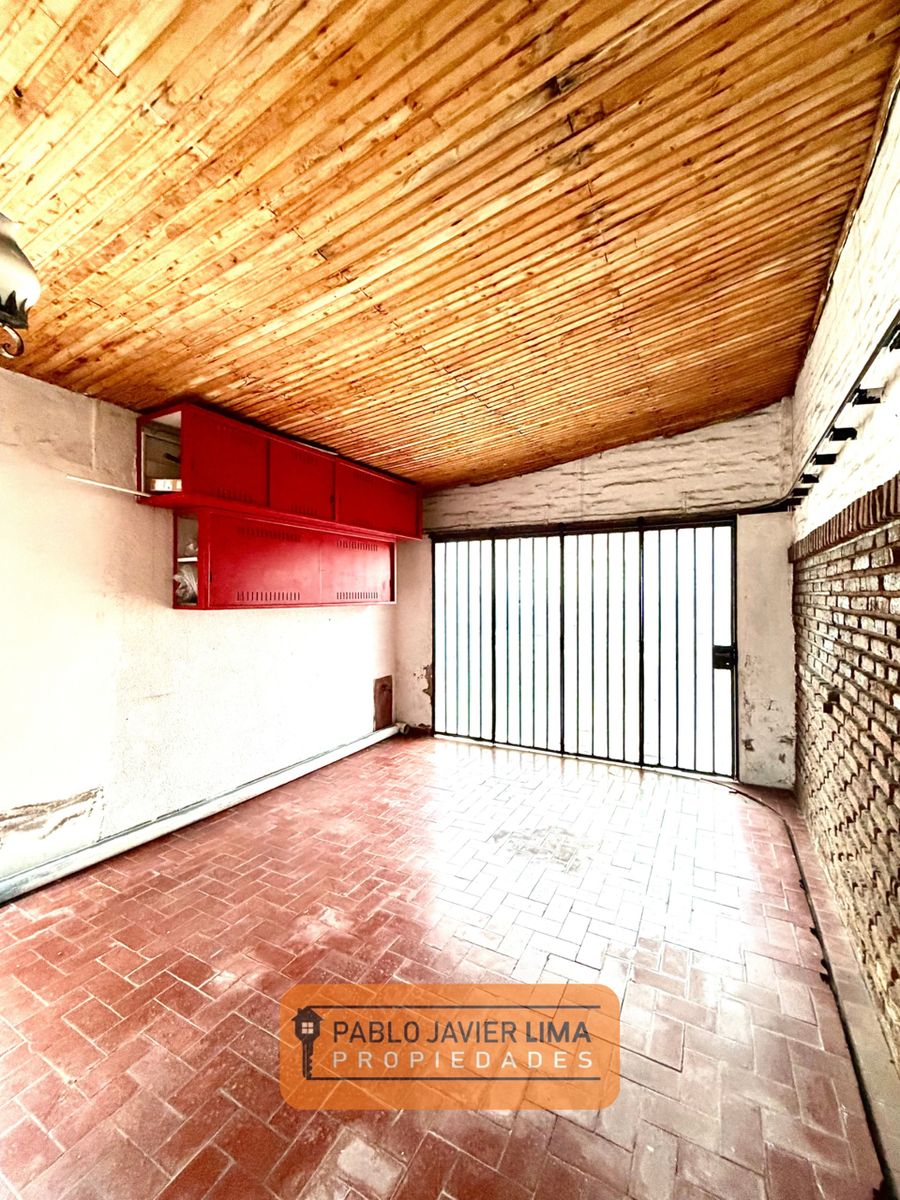 CASA 3 AMB - COCHERA - CASEROS - TRES DE FEBRERO - 16