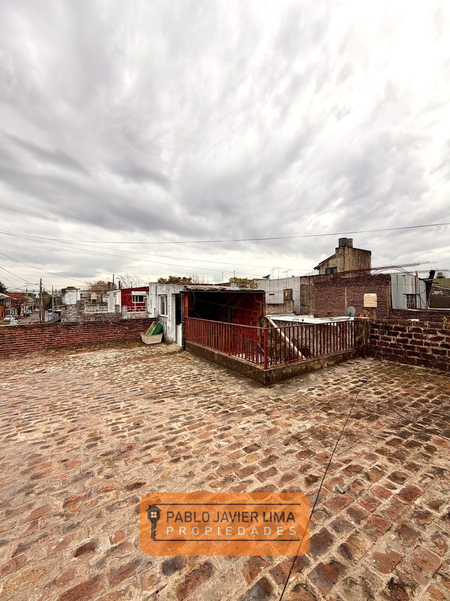 CASA 3 AMB - COCHERA - CASEROS - TRES DE FEBRERO - 21