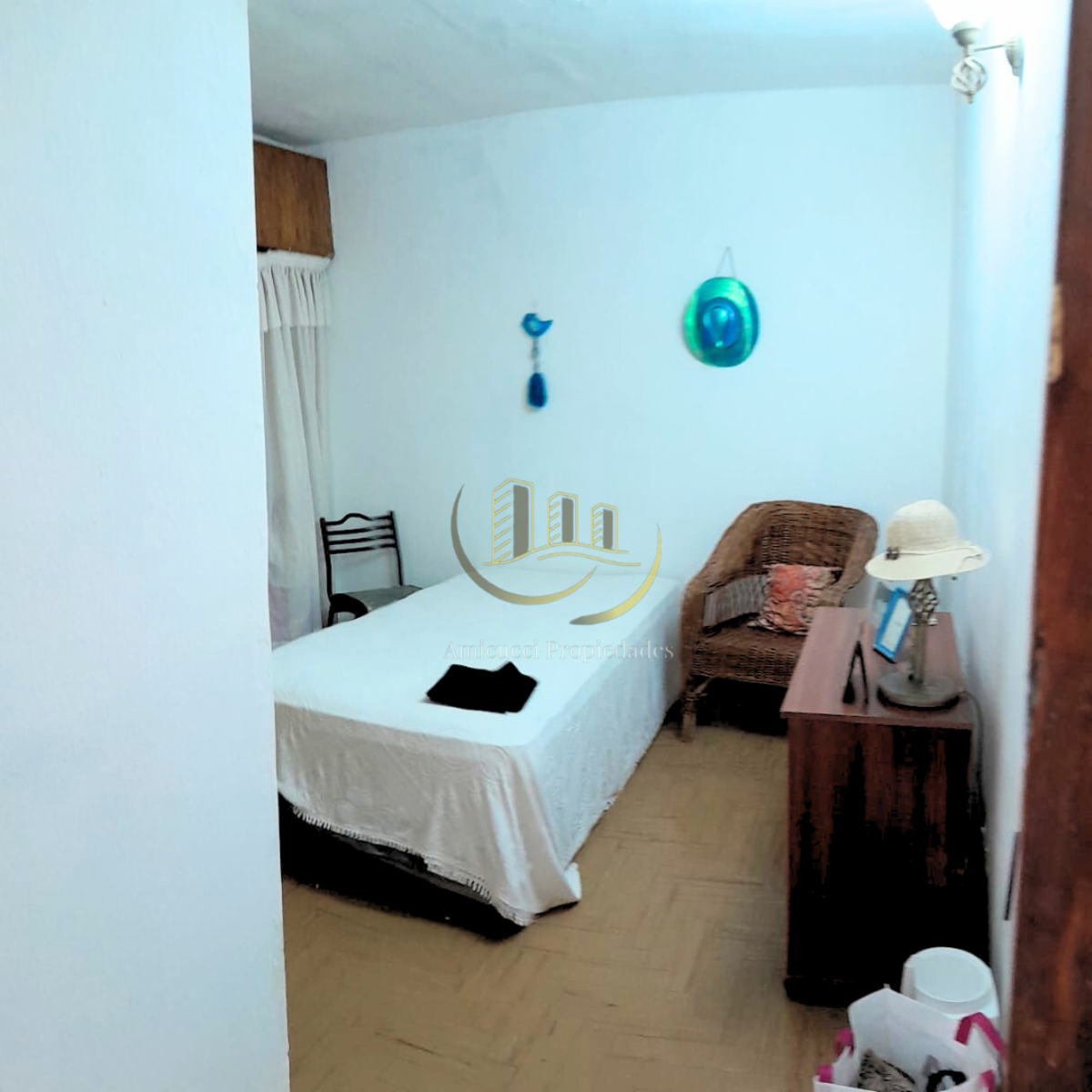 Venta En Block De 3 Locales Comerciales Mas Depto De 3 Ambientes En Excelente Zona De Villa Bosch - 8